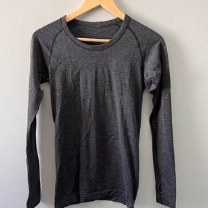 Lululemon Swiftly Tech Long Sleeve Size 6
